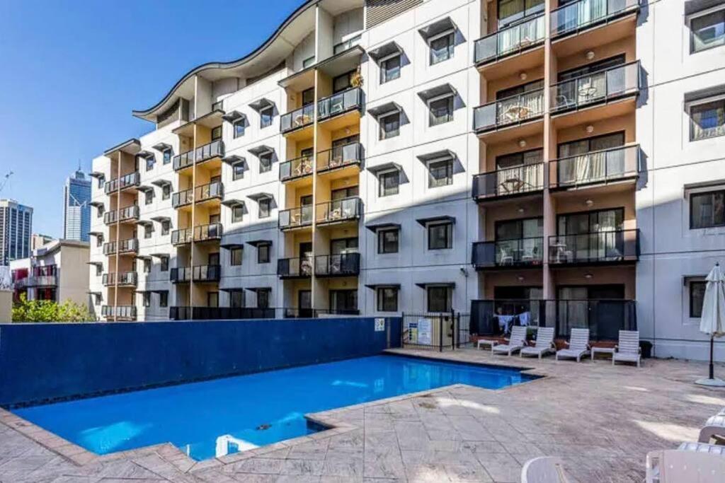 City & Lakeside With Free Parking, Pool And 10 Mins Walk Into The City Perth Buitenkant foto
